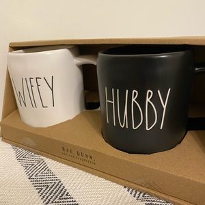 NWT Rae Dunn-Wifey/Hubby-mug set!